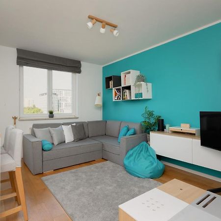 Metro Wilanowska Apartment With Parking By Noclegi Renters Warschau Buitenkant foto